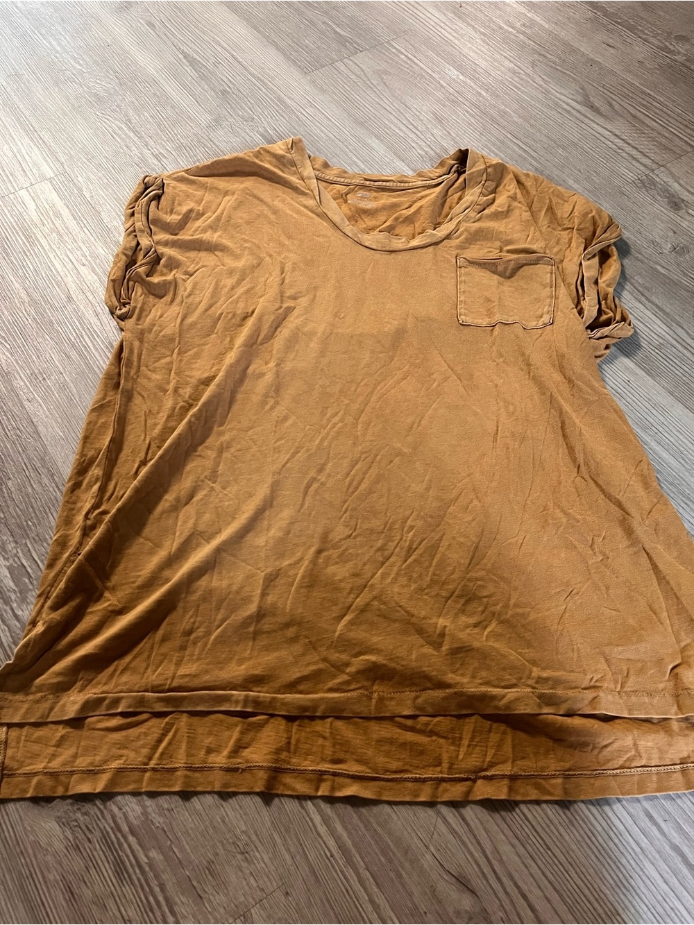 aerie Short Sleeve Pocket Tee in Mustard